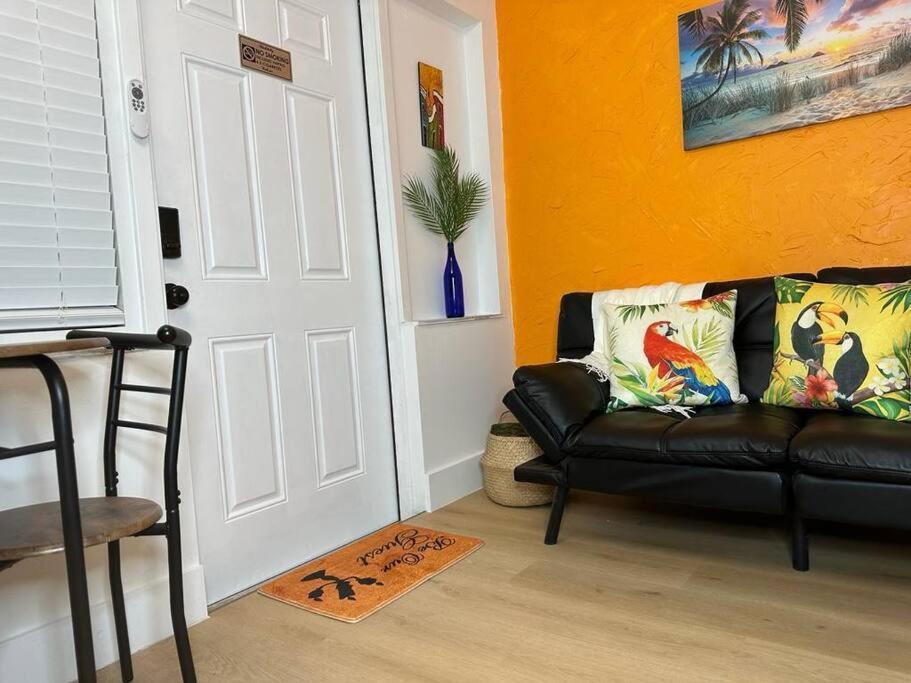 Apartmán Sleeps 3, Casa Tropical In Miami Exteriér fotografie